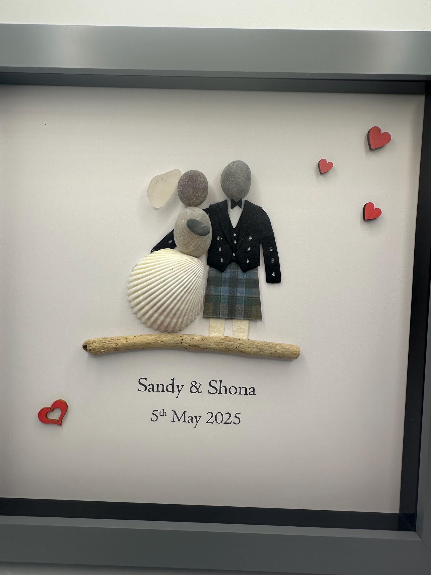 bride and groom frame, pebble art wedding gift, wedding gift, Scottish kilt, wedding pebble art, bride & groom pebble art